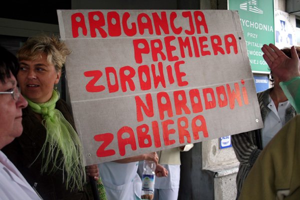 wspolnie-przeciw-sknerom-i-klice-10508