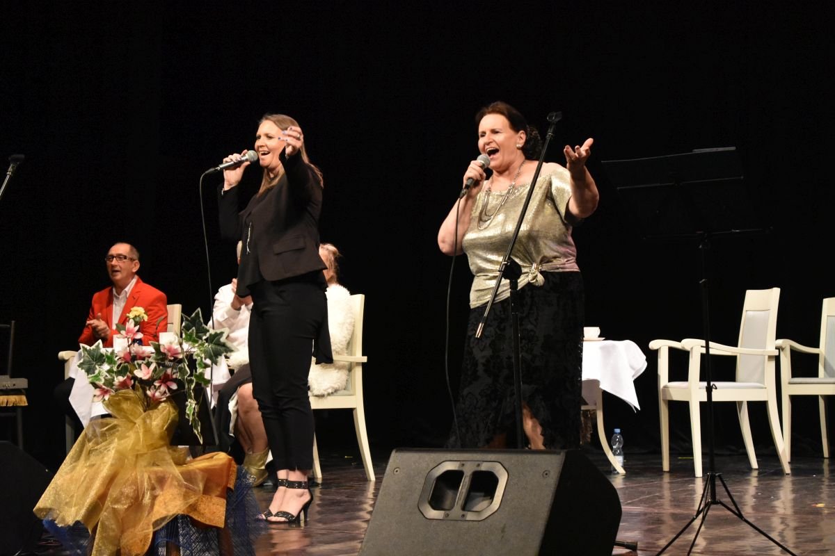 rozspiewany-teatr-105116
