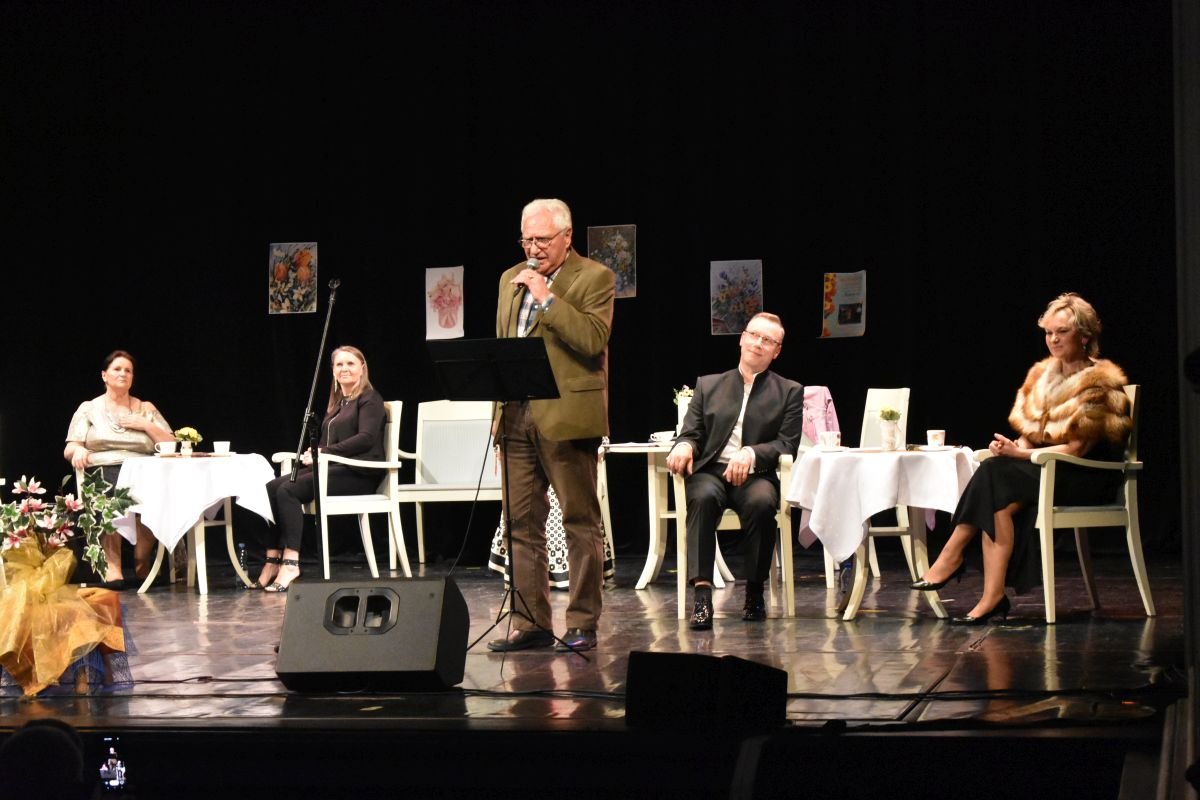 rozspiewany-teatr-105116