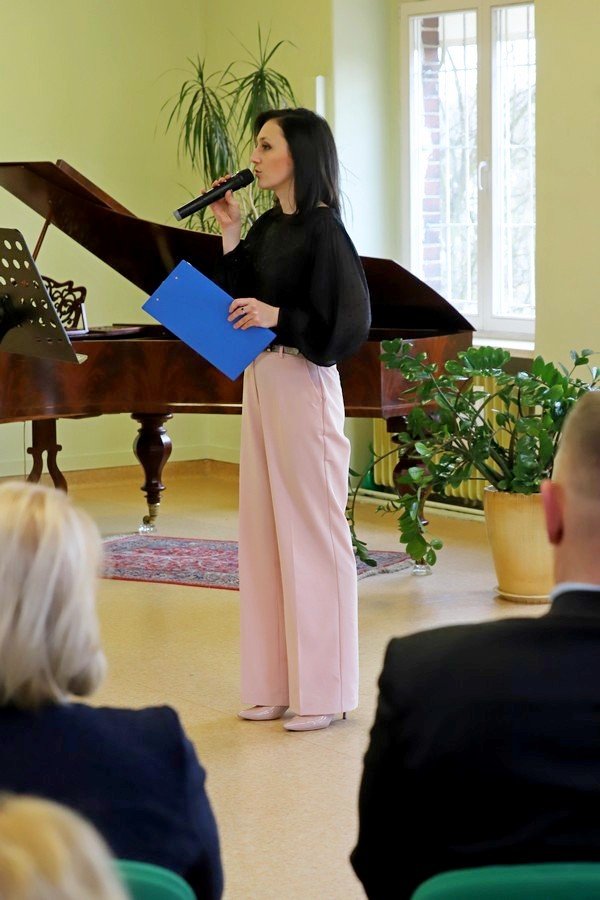 muzycznie-w-galerii-karkonoskiej-105125