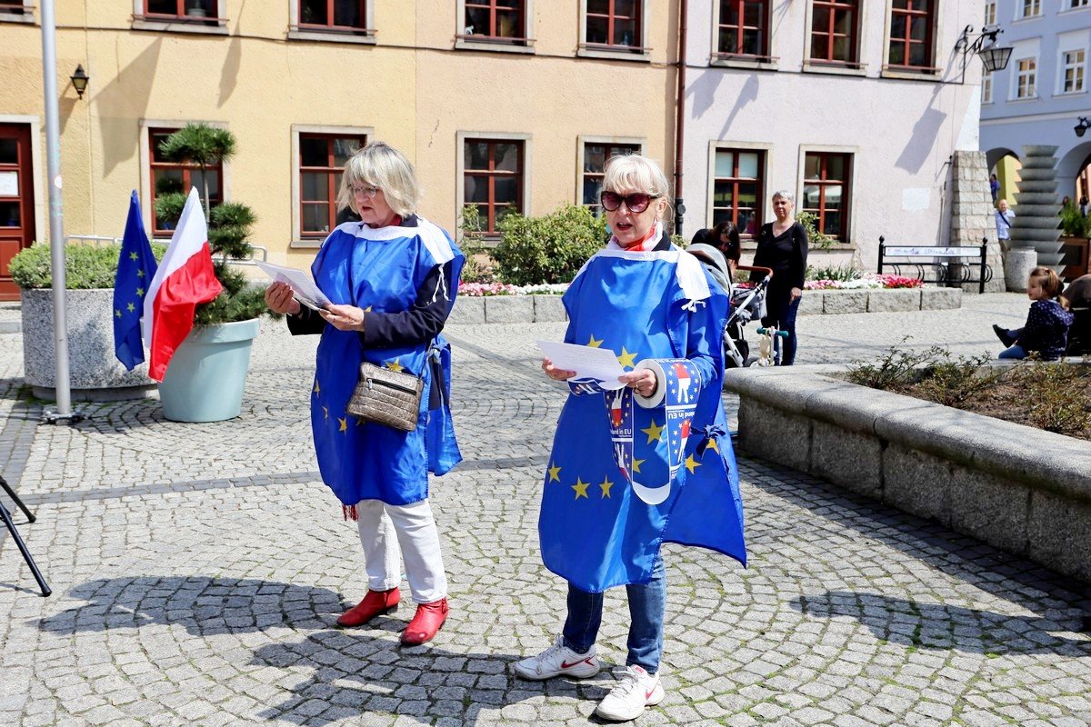 penoletnosc-polski-w-ue-105291