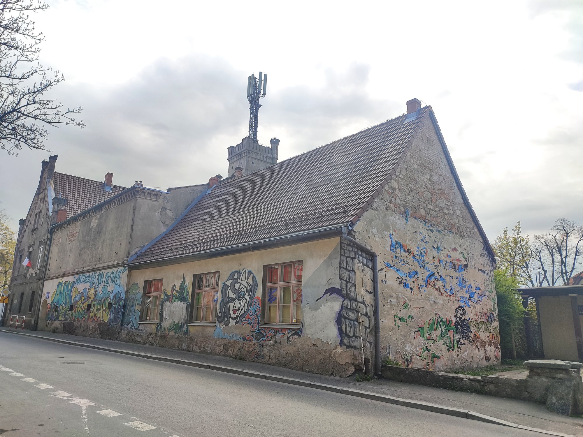 kasa-przesunieta-bedzie-remont-dawnego-mdk-105336