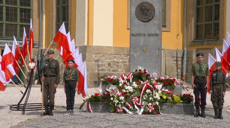 jeleniogorskie-obchody-rocznicy-konstytucji-3-maja-105337