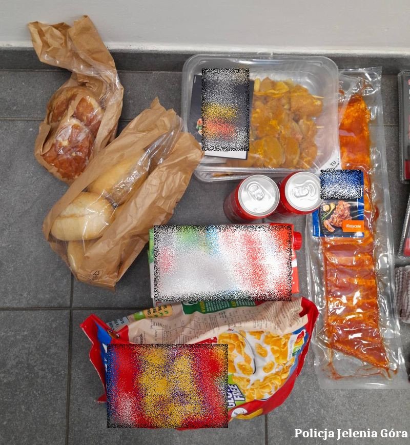 32latka-zatrzymana-ze-skradzionym-towarem-105341