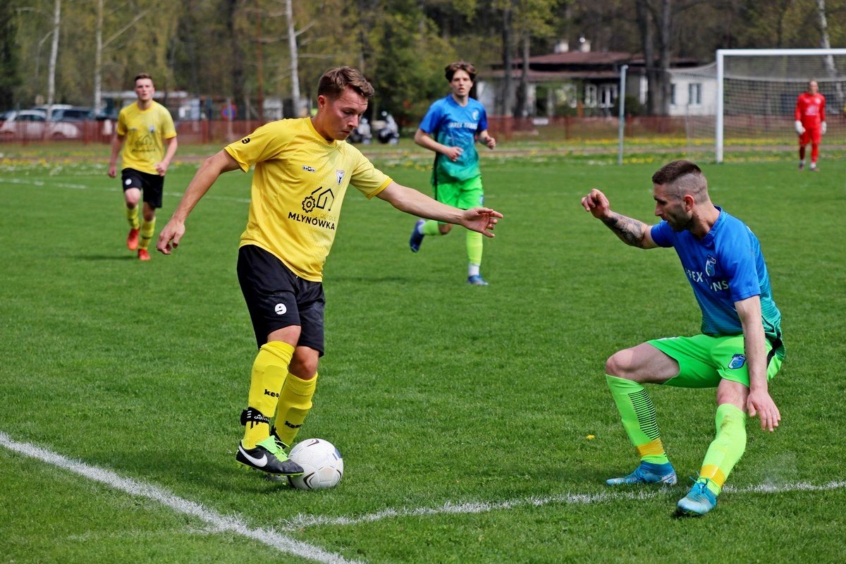 karny-na-poczatku-meczu-zdecydowa-105411