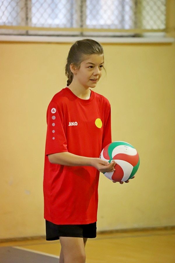 siatkarskie-trojki-dla-dziewczat-z-sp-6-105423