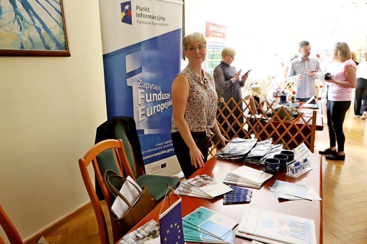 targi-pracy-i-edukacji-105558