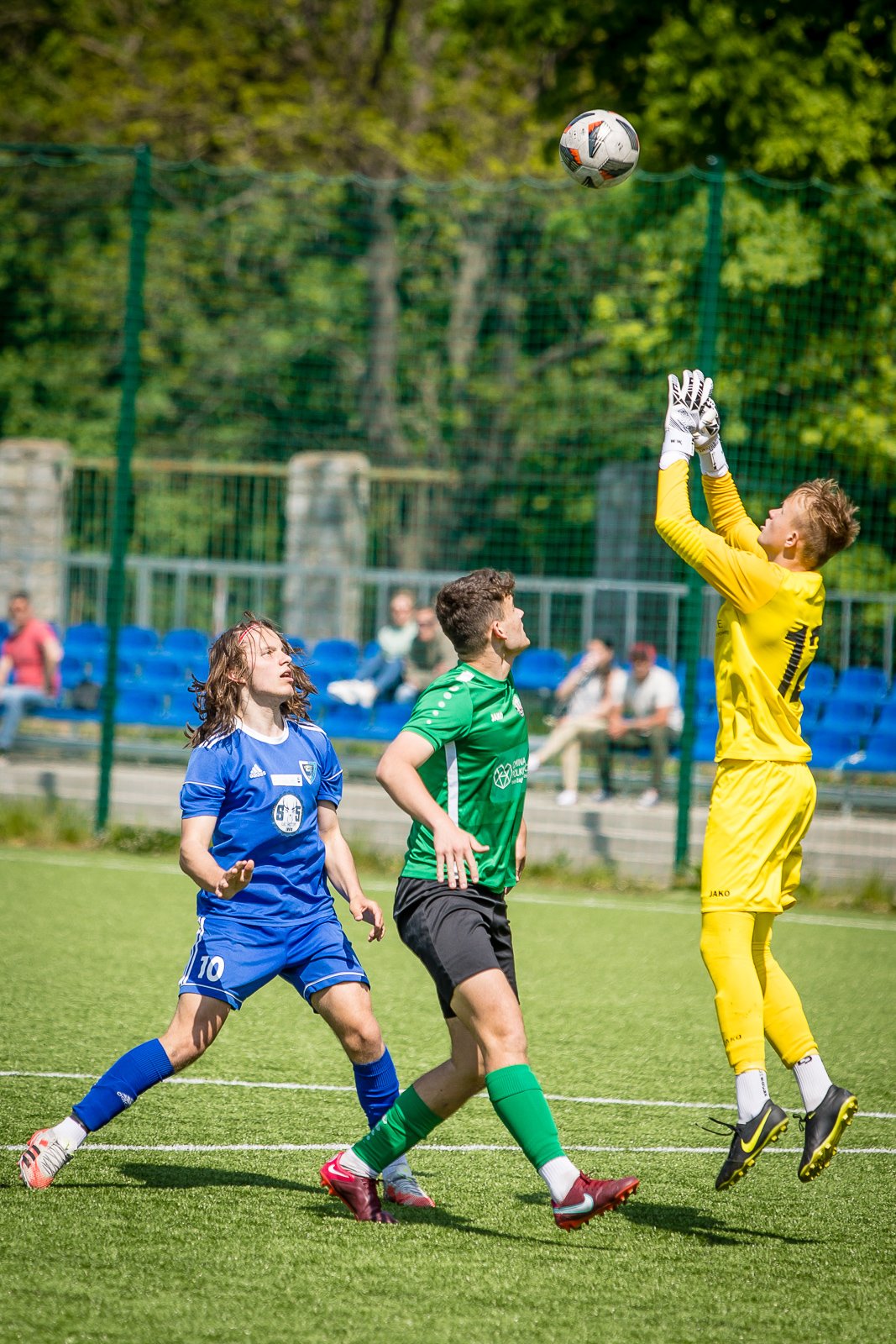 awans-ucieka-105619