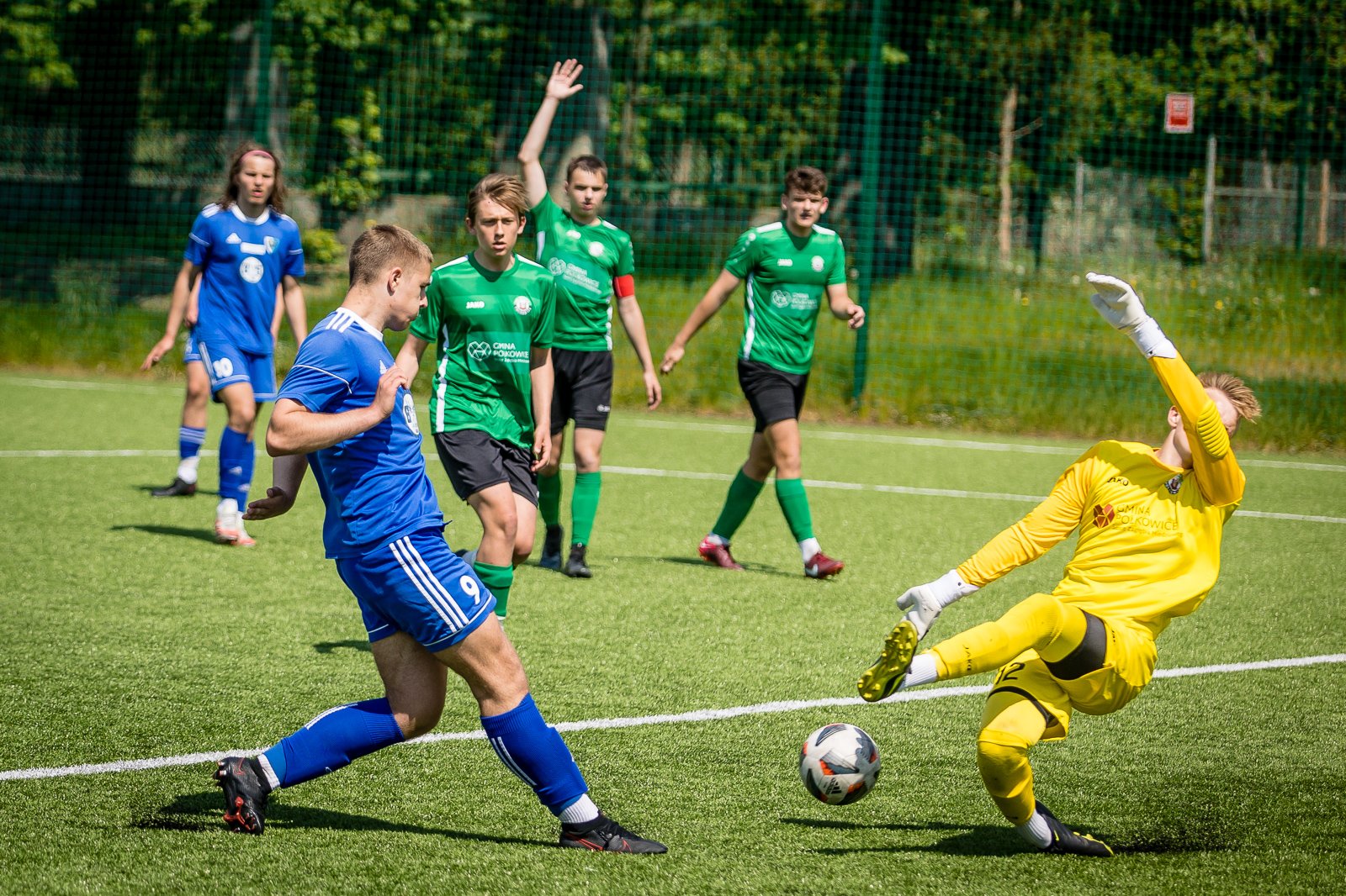 awans-ucieka-105619