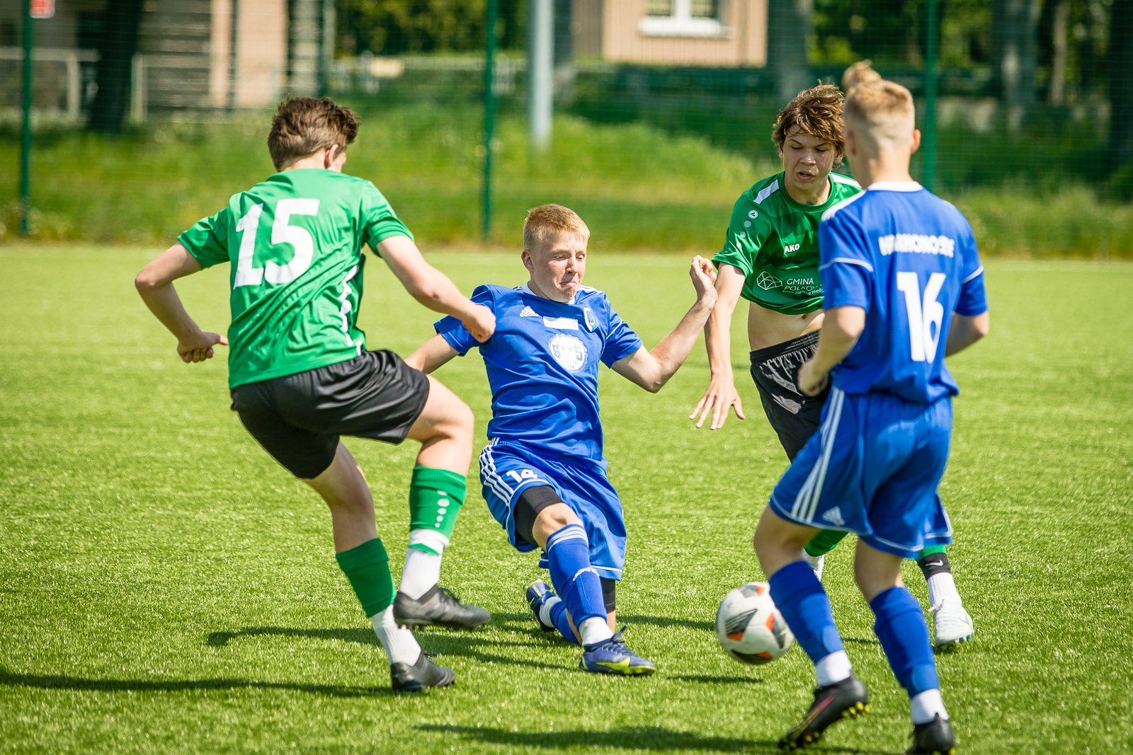 awans-ucieka-105619