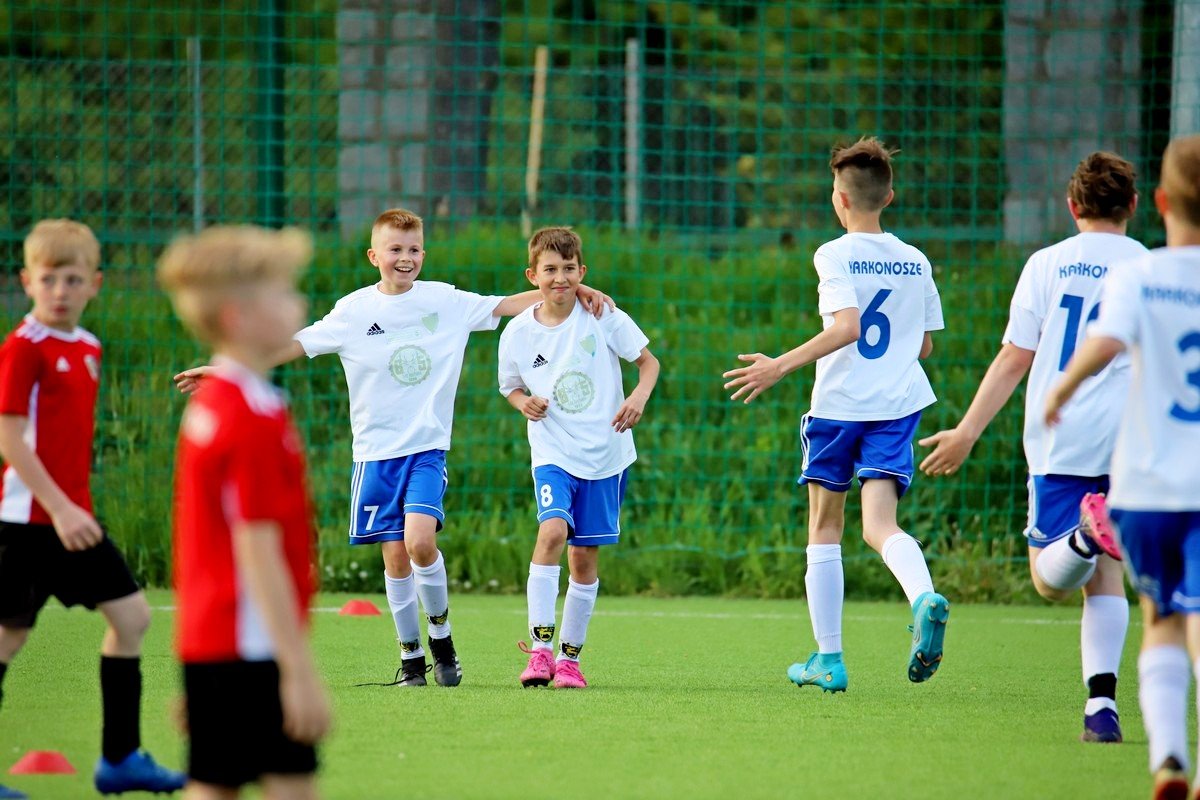 klubowe-derby-z-golem-w-ostatniej-akcji-meczu-105629