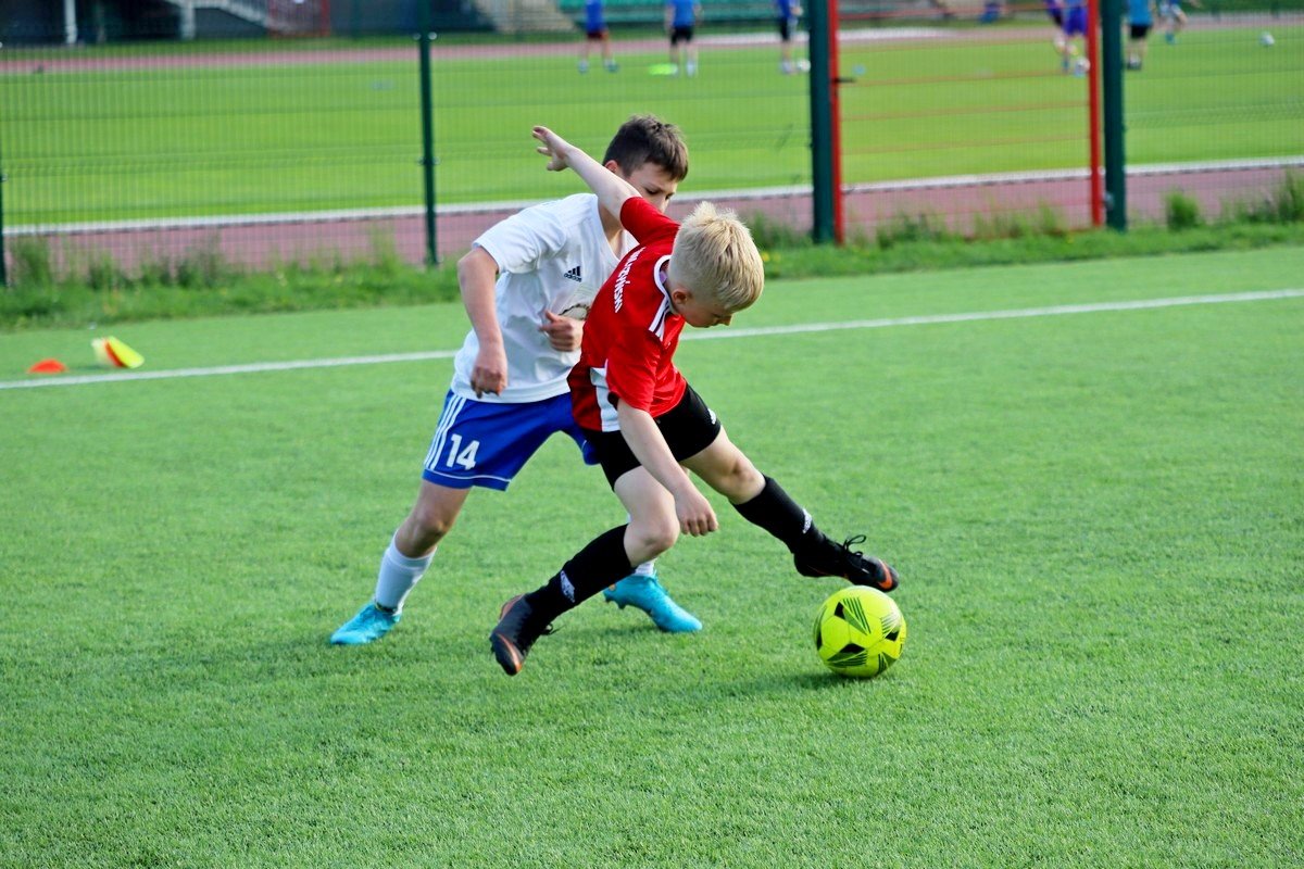 klubowe-derby-z-golem-w-ostatniej-akcji-meczu-105629