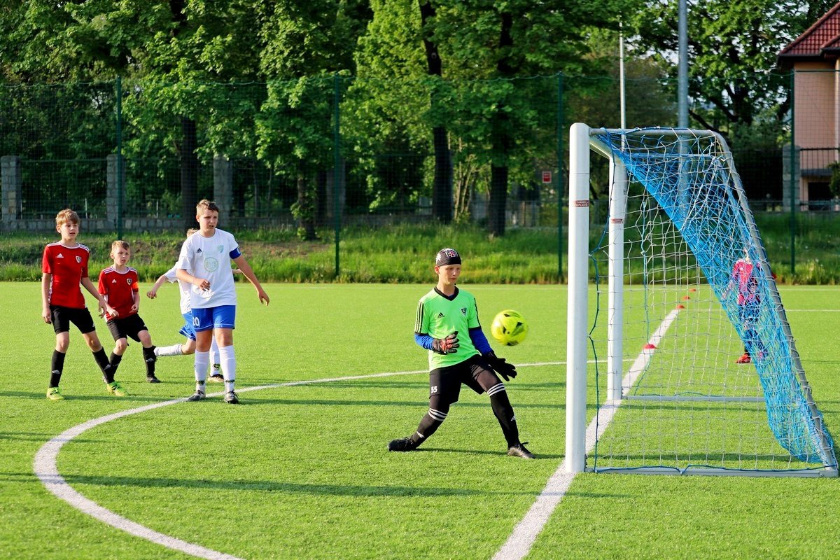 klubowe-derby-z-golem-w-ostatniej-akcji-meczu-105629
