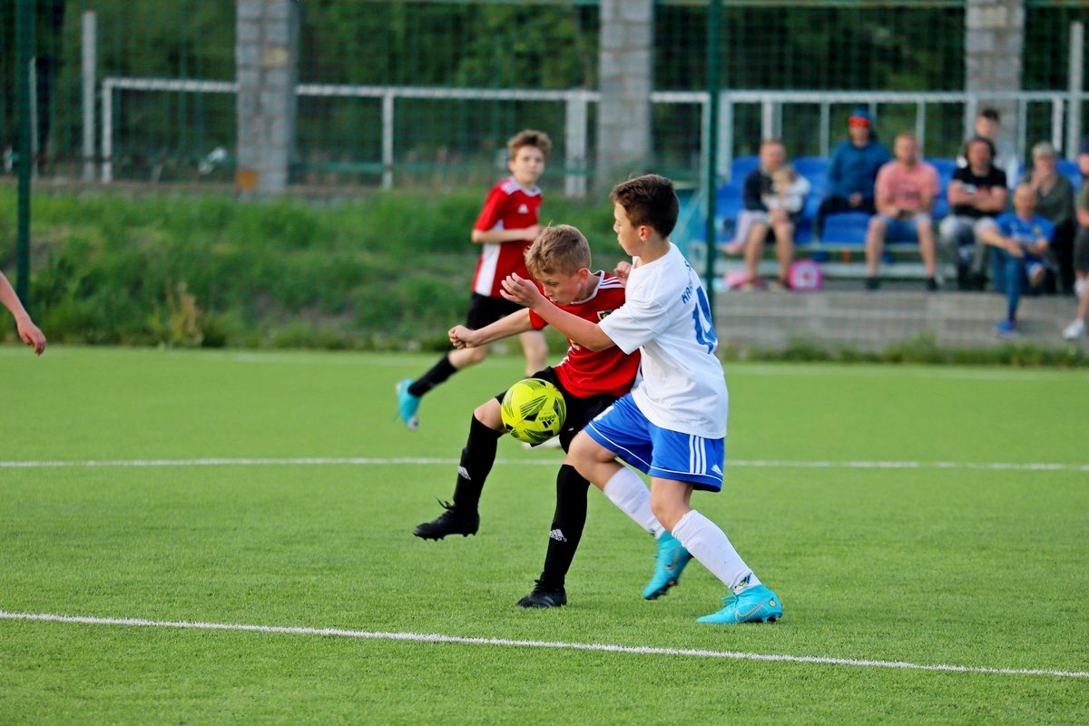 klubowe-derby-z-golem-w-ostatniej-akcji-meczu-105629