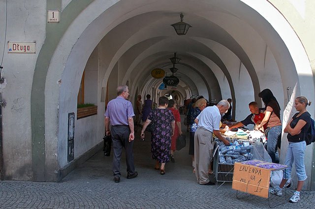 bazar-pod-arkadami-10570