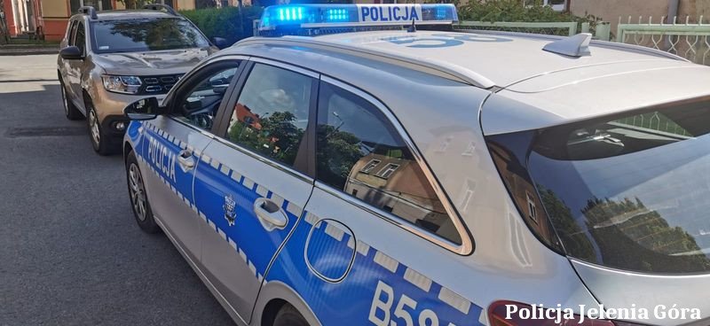 pijany-przyjecha-autem-na-zakupy-105723