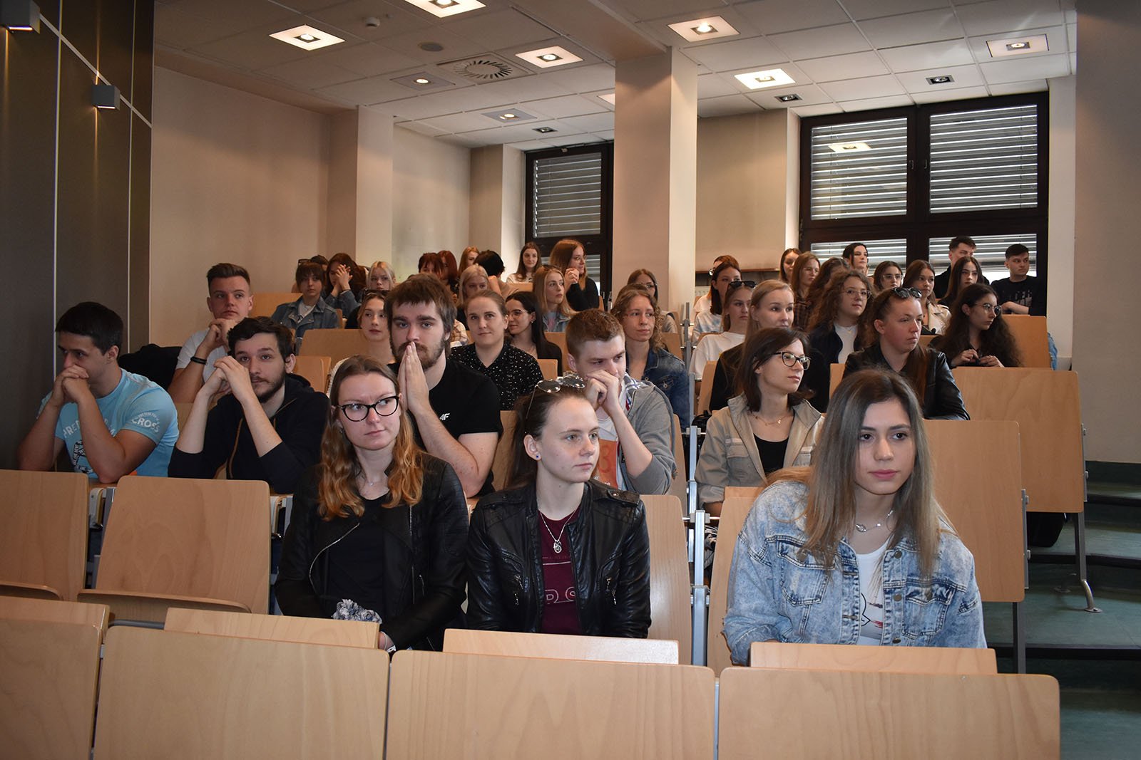 j-hausner-u-studentow-105732