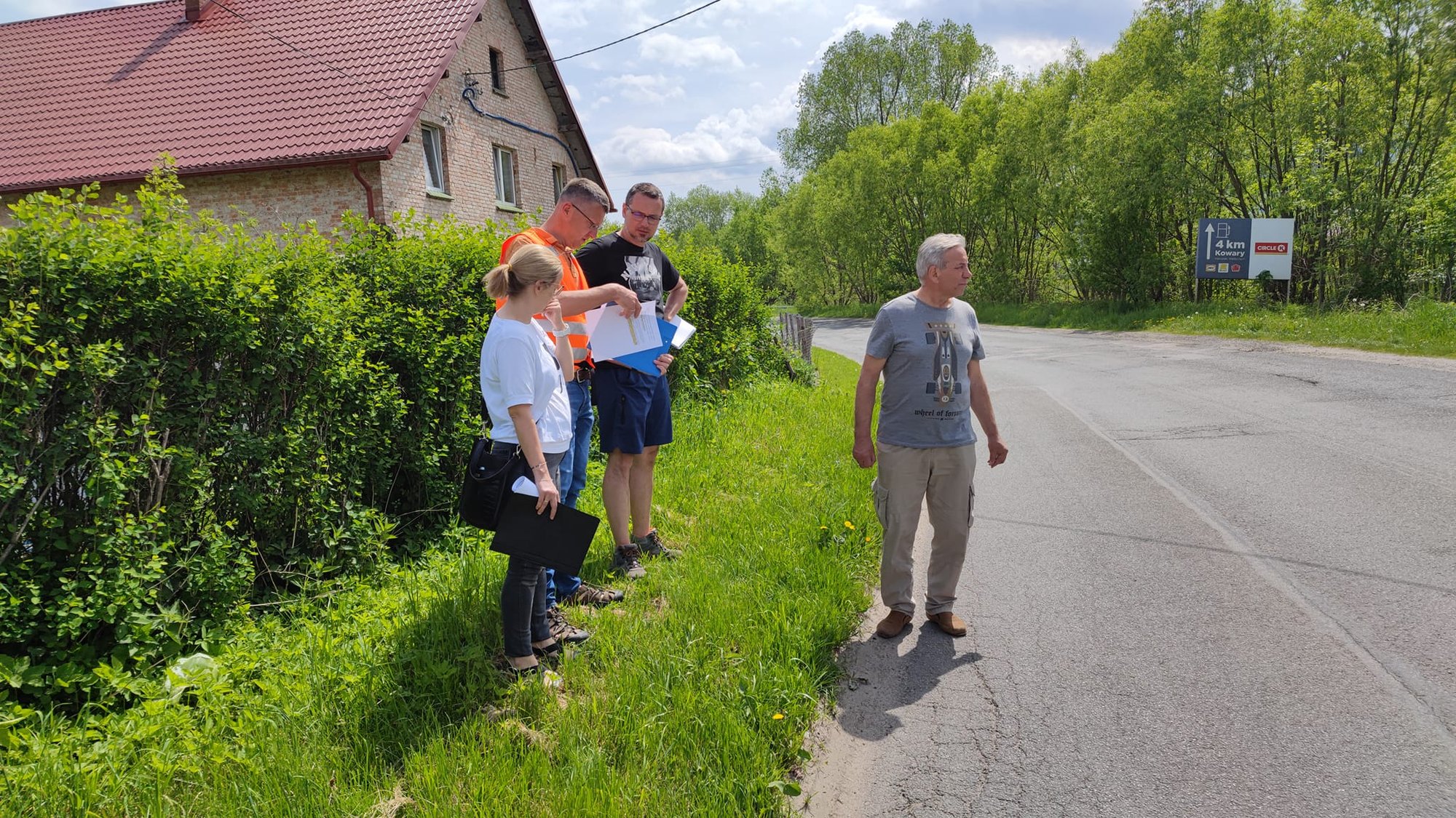 rusza-budowa-chodnika-105815