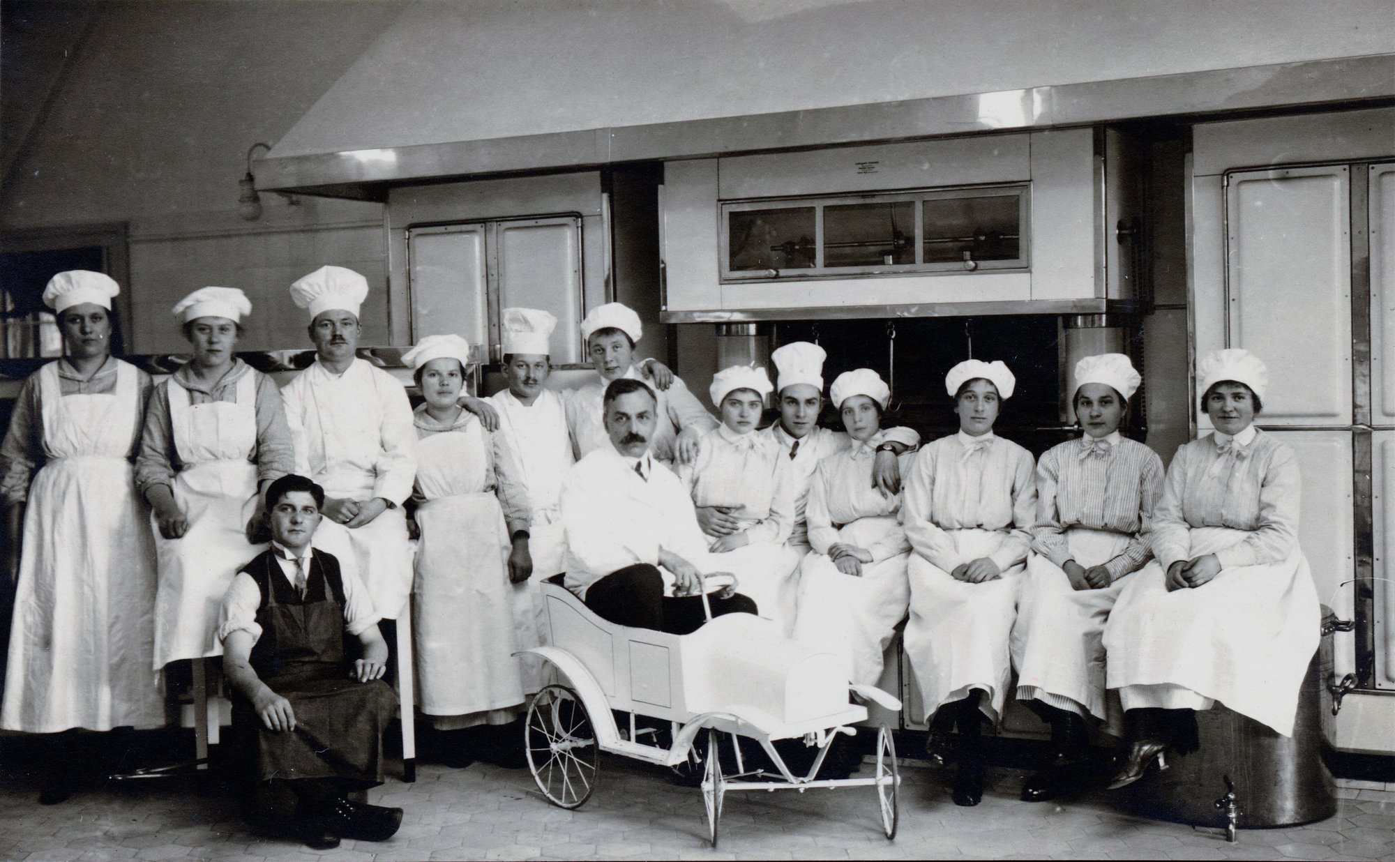 poszukiwani-potomkowie-suzby-w-zamku-ksiaz-105990