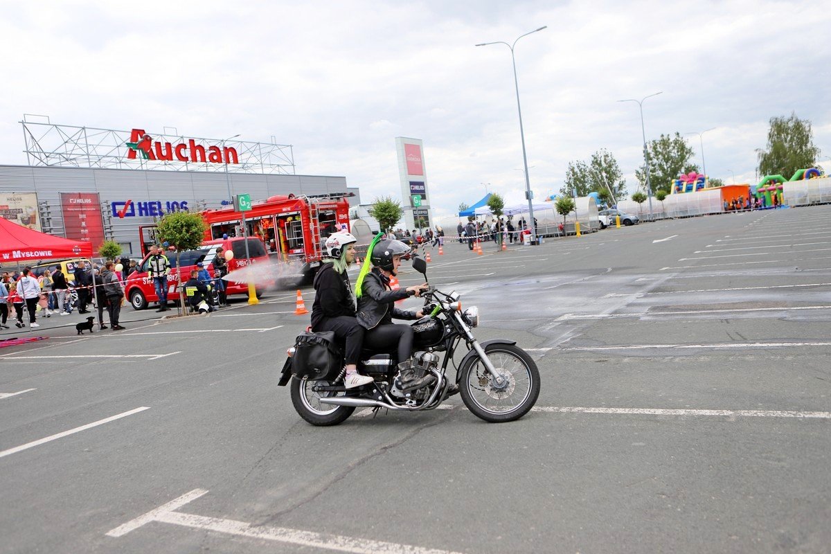dzien-dziecka-z-motocyklistami-106030