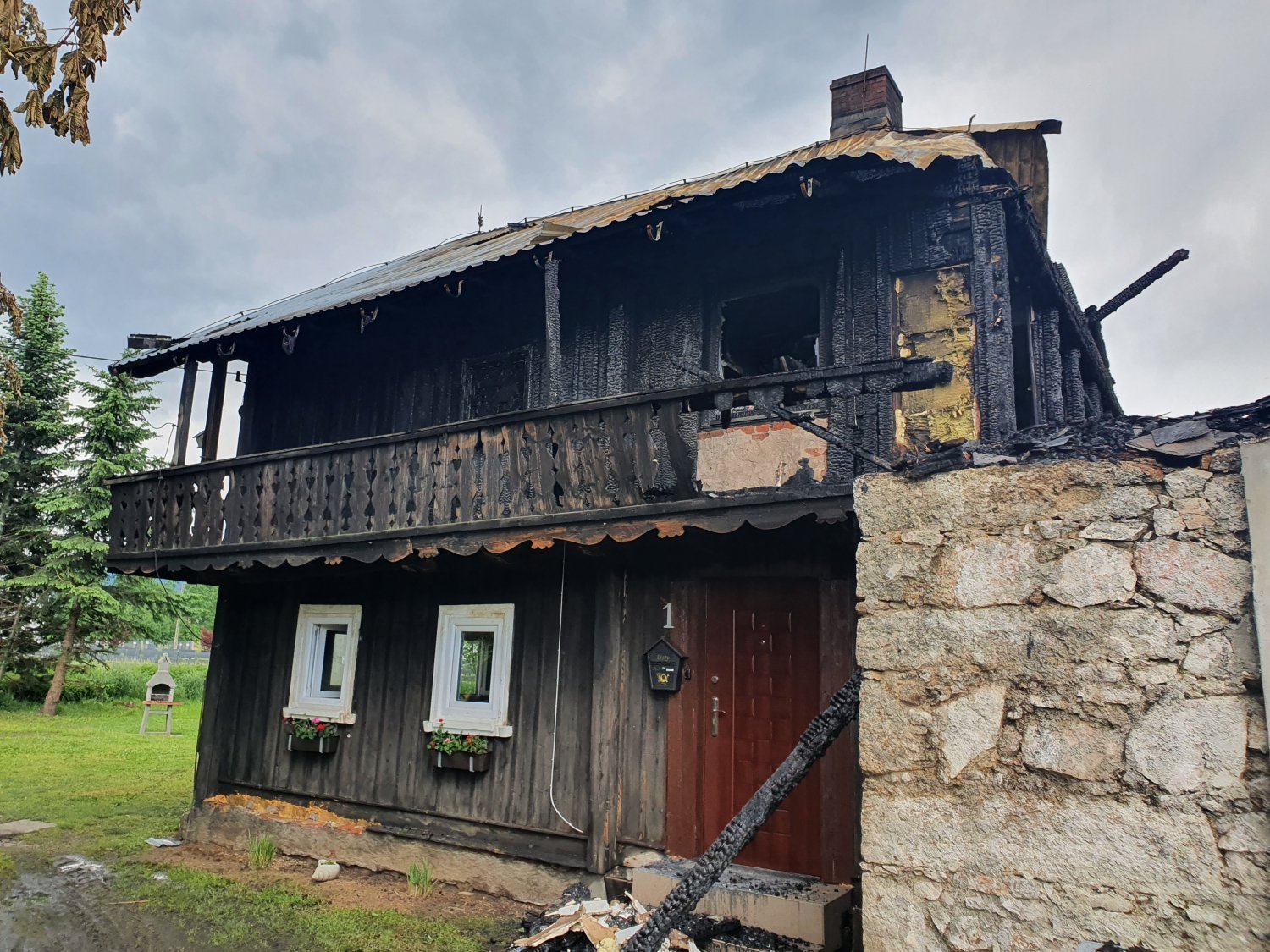 pogorzelcy-potrzebuja-pomocy-106139