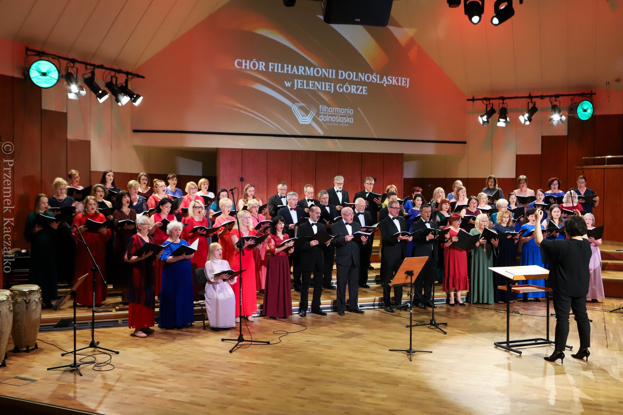 chor-filharmonii-po-debiucie-106209