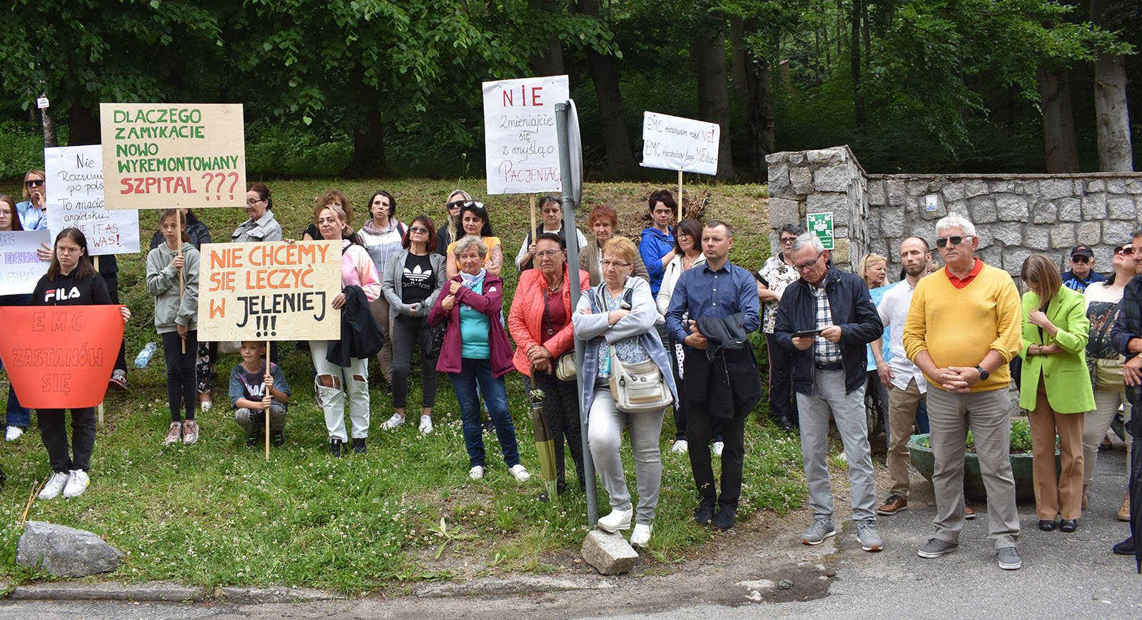 protest-przeciw-zmianie-profilu-szpitala-w-bukowcu-106329