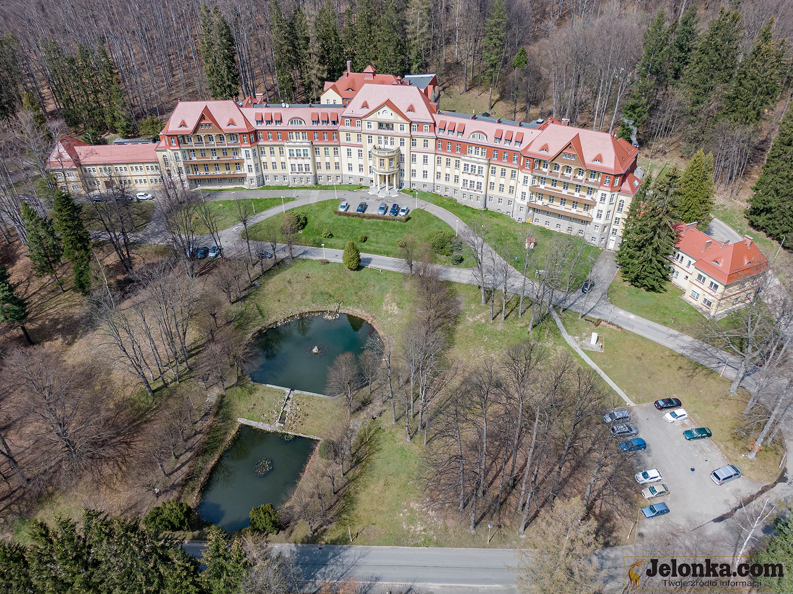 powiat-odkupi-szpital-106355