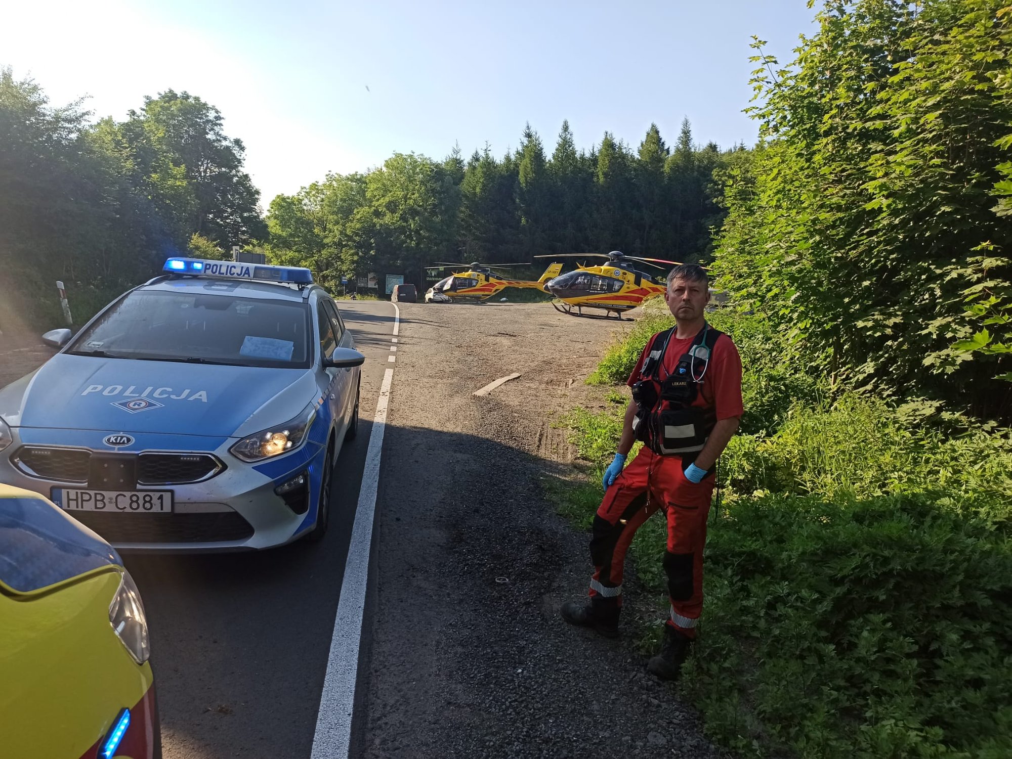 wypadek-autokaru-z-pasazerami-na-przeeczy-kowarskiej-106666