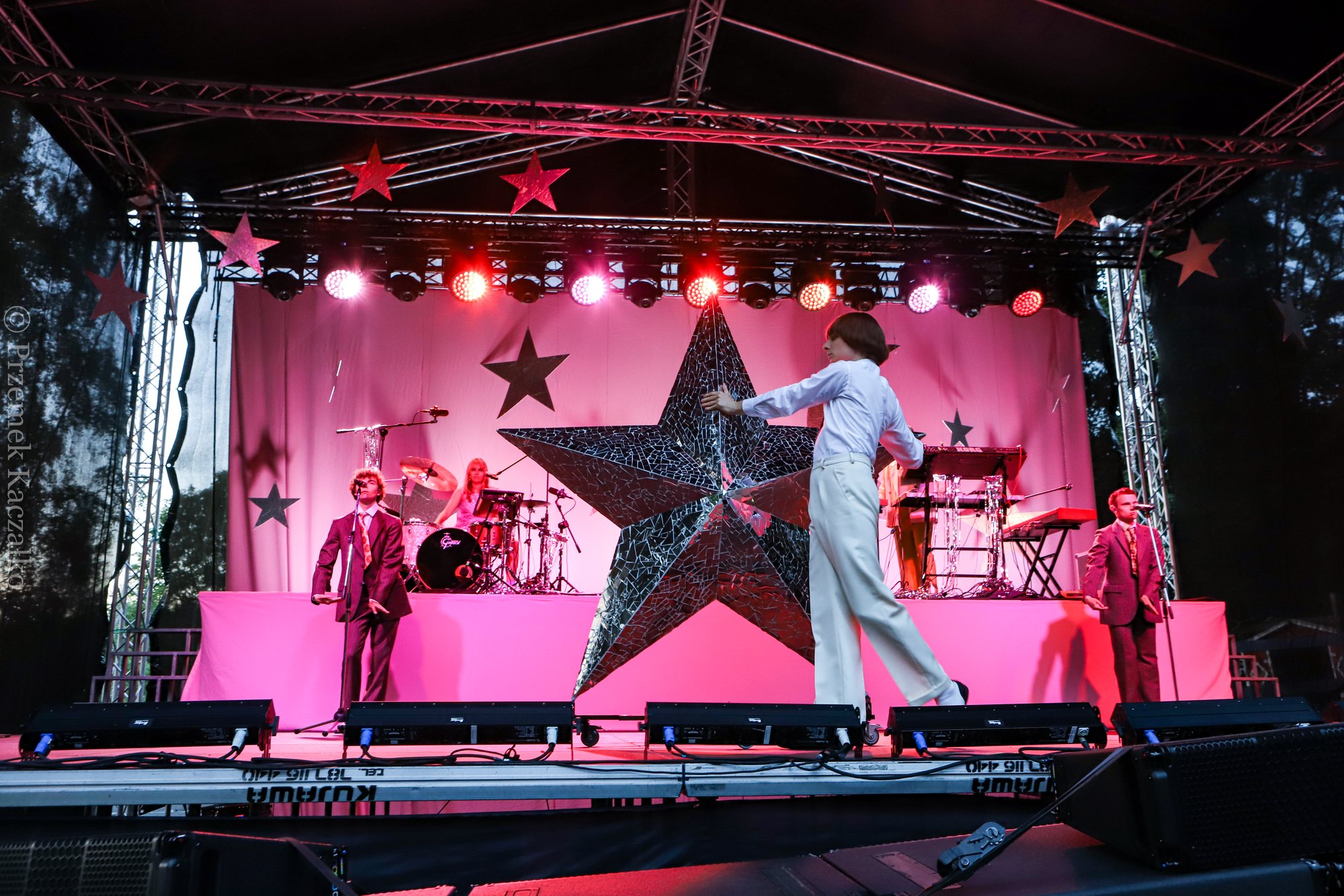wyjatkowe-miejsce-wyjatkowy-koncert-ralph-kaminski-w-kalevali-106834
