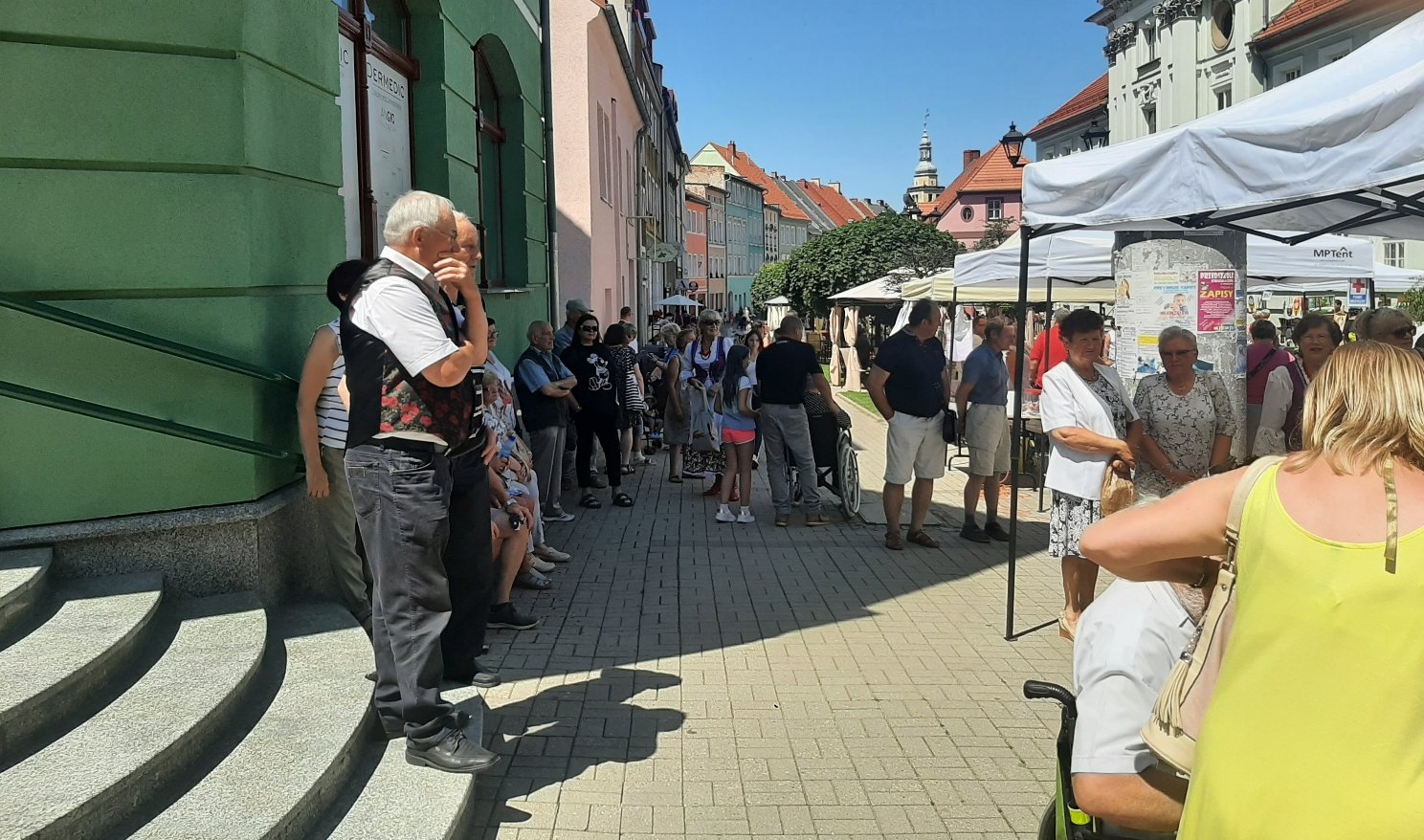 kowarskie-stragany-z-muzyka-i-zabawa-106846