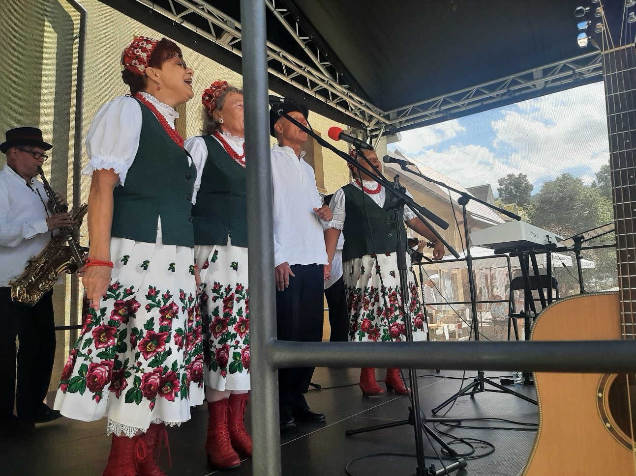 kowarskie-stragany-z-muzyka-i-zabawa-106846