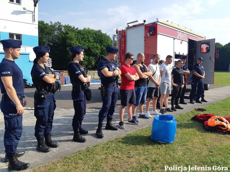 szkolenie-policji-z-ratownictwa-wodnego-106892