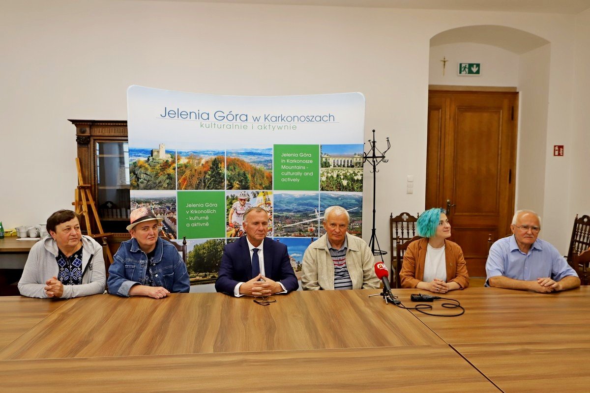 rosjanie-zniszczyli-siewerodonieck-nasze-miasto-partnerskie-106997