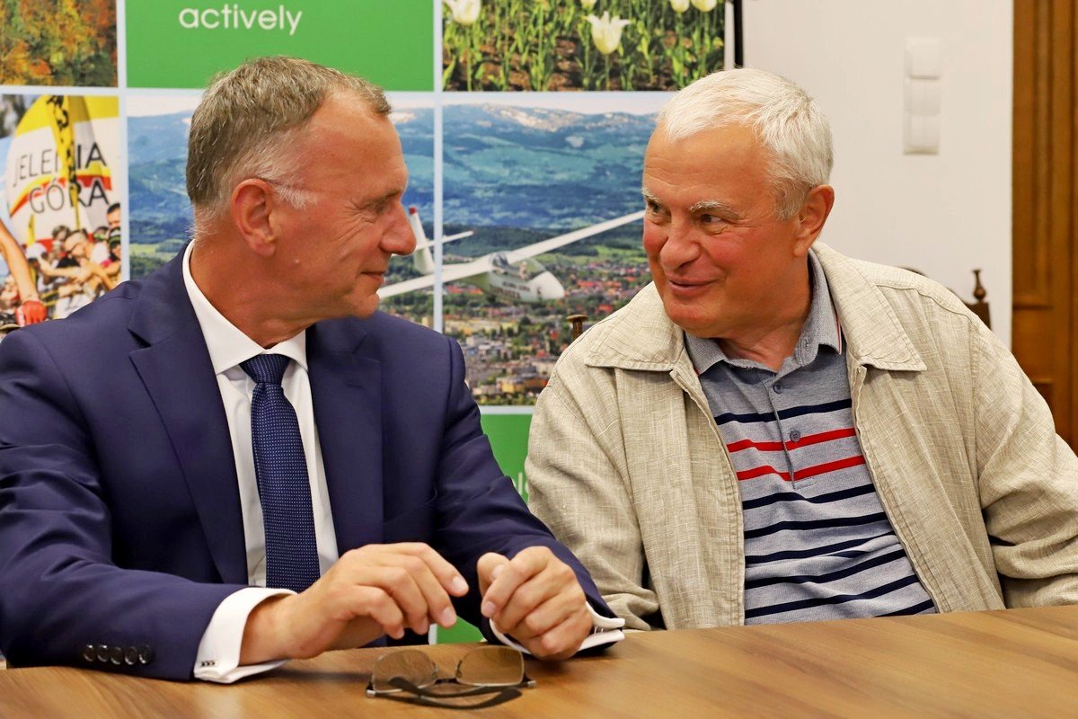 rosjanie-zniszczyli-siewerodonieck-nasze-miasto-partnerskie-106997