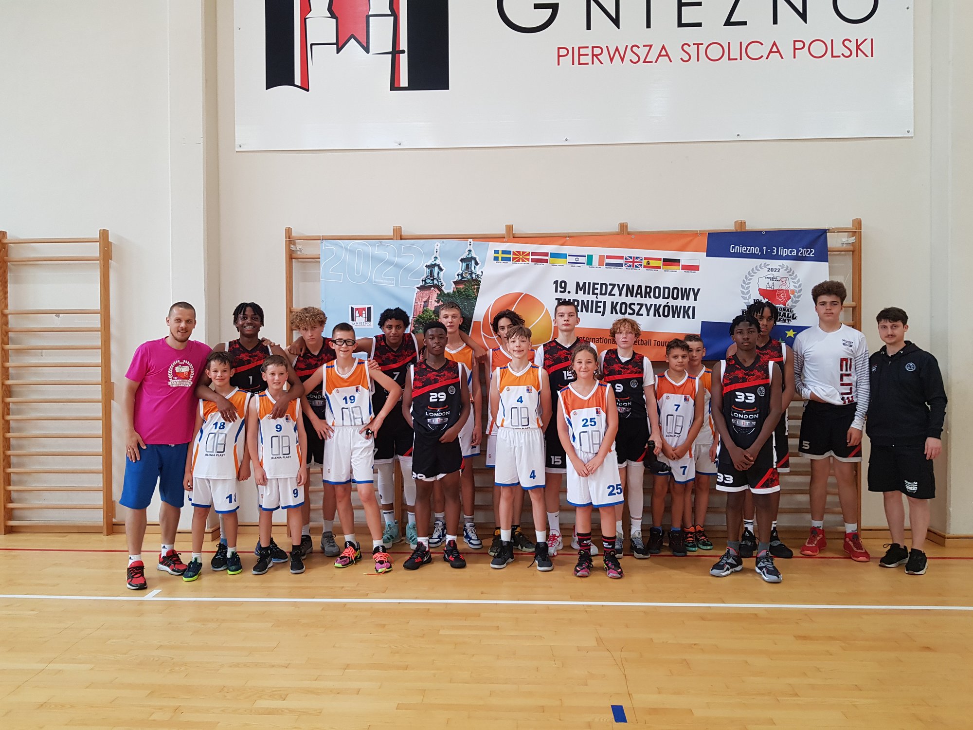 sukcesy-modych-koszykarzy-107009