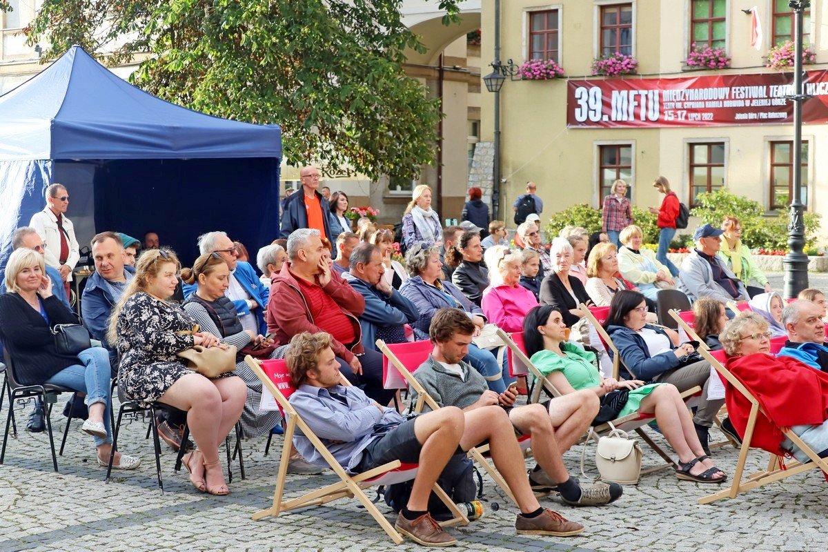 muzyczne-weekendy-w-jeleniej-gorze-107063