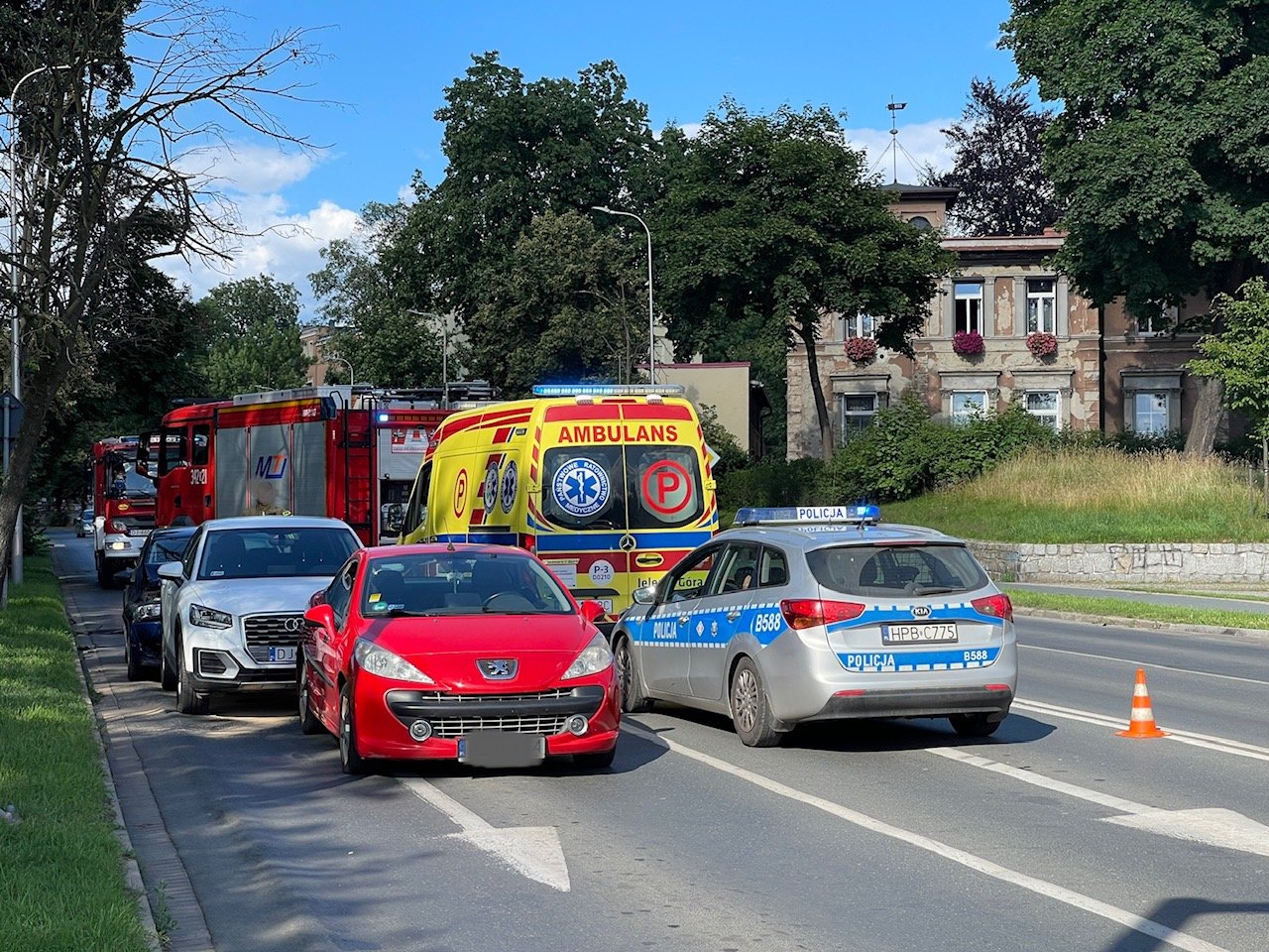 zderzenie-trzech-aut-107109