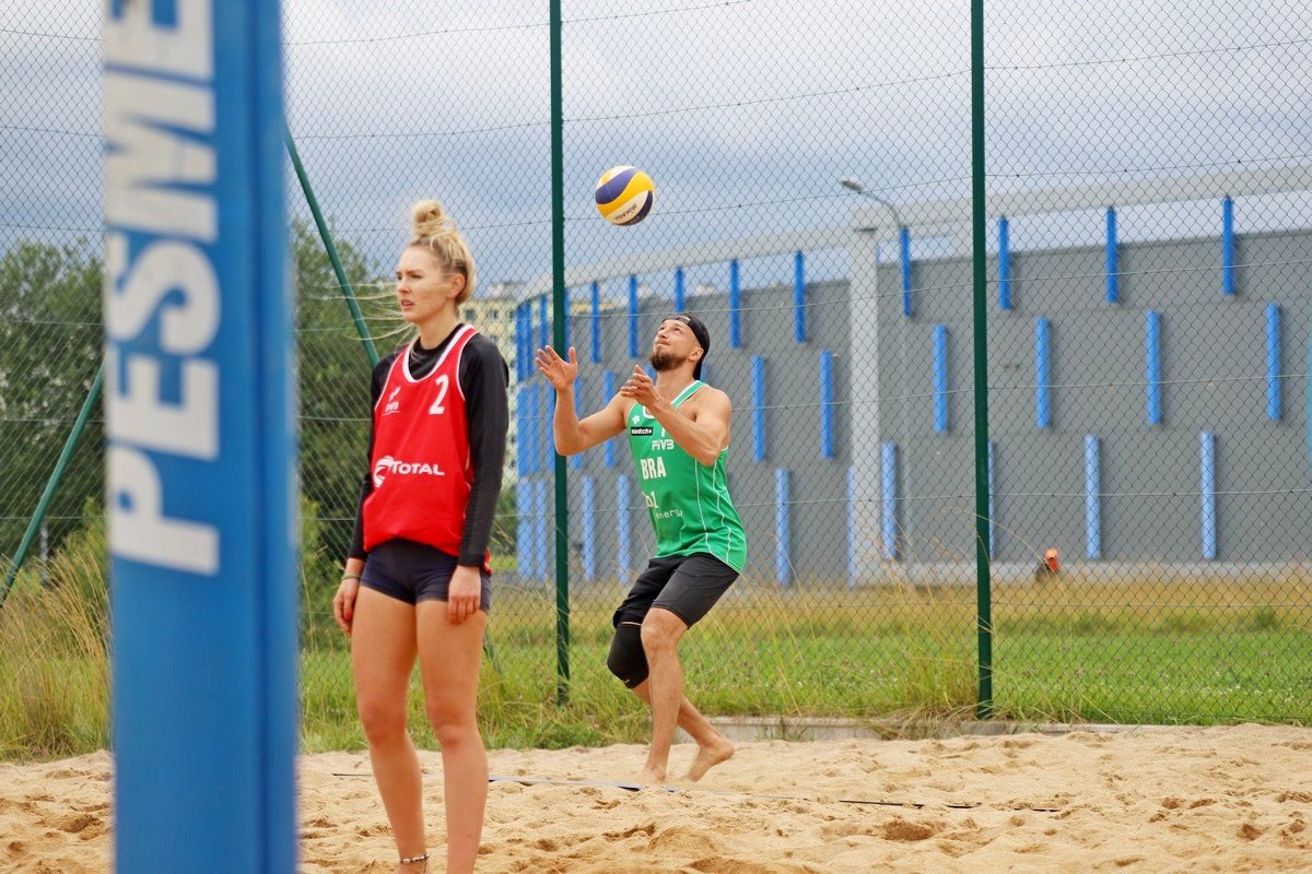 siatkowka-plazowa-o-prymat-w-jeleniej-gorze-107111