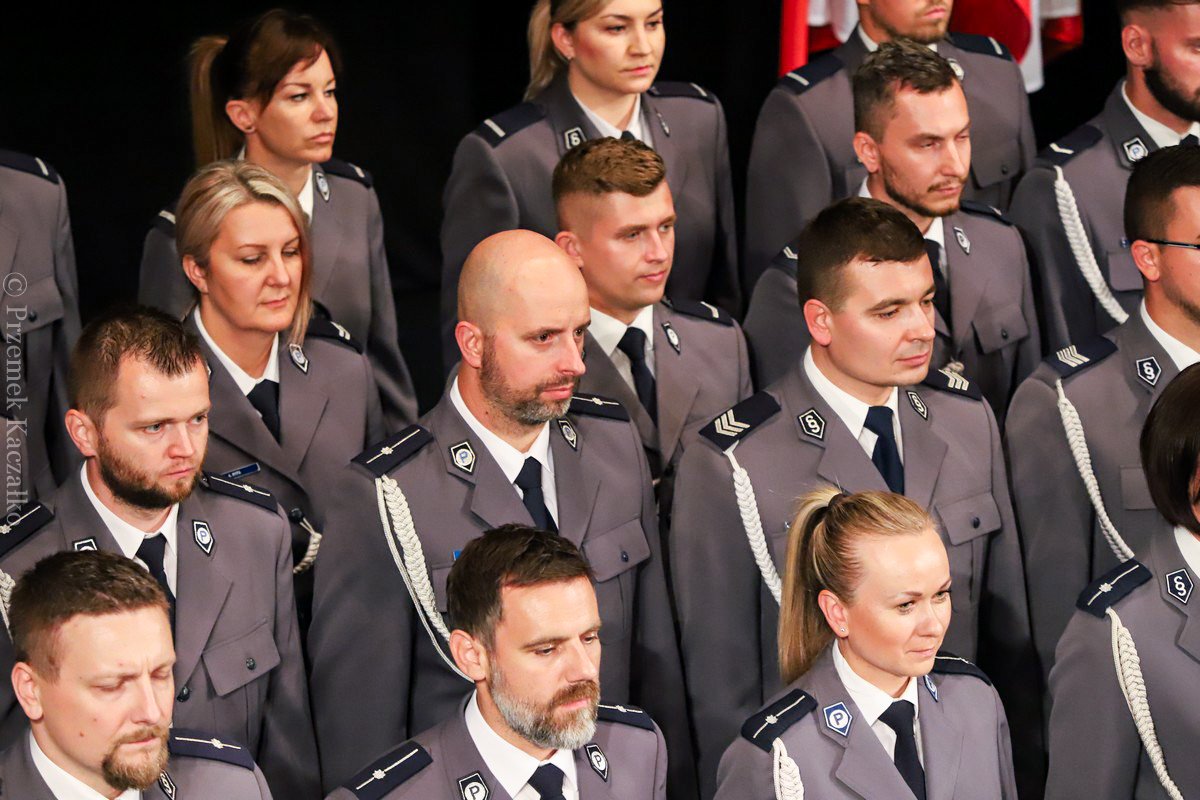 swieto-policji-z-awansami-i-nagrodami-107152