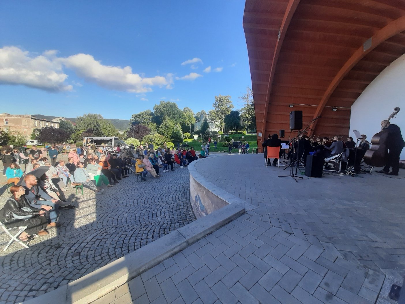 koncert-z-owacjami-107202