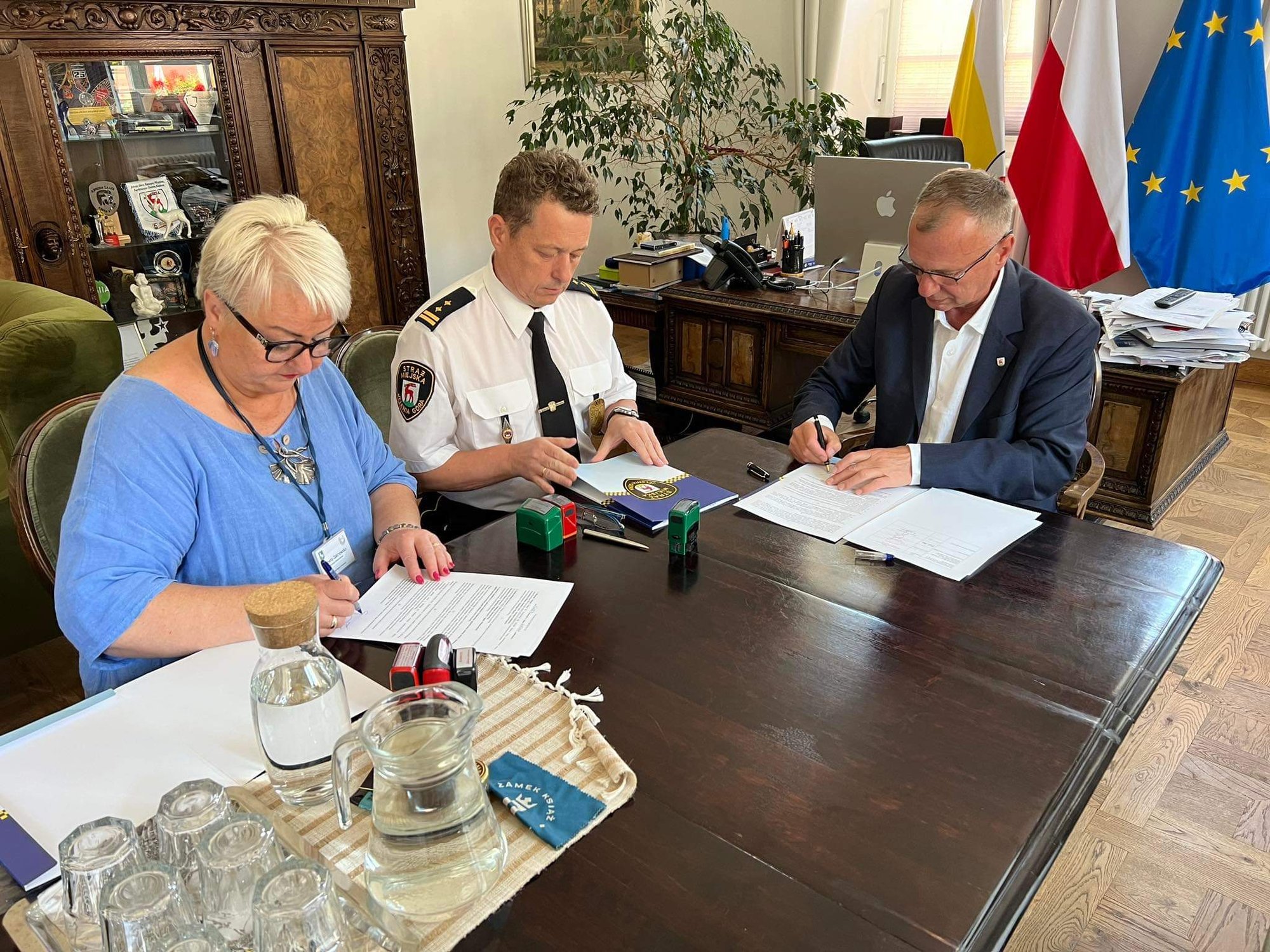 jeleniogorska-straz-miejska-rowniez-dla-kowar-107270