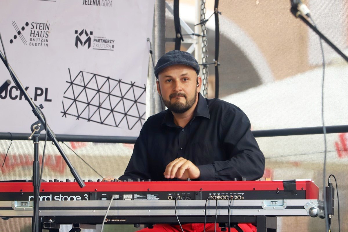 muzyczni-sasiedzi-po-kolejnej-odsonie-107359