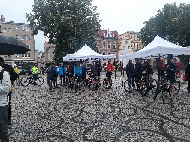 cyklofiesta-w-strugach-deszczu-107537