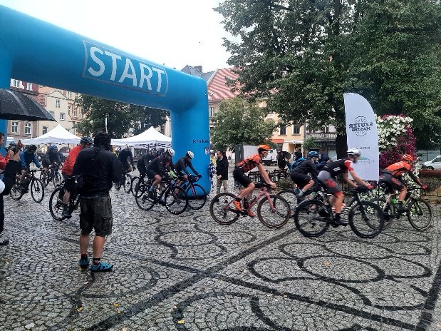 cyklofiesta-w-strugach-deszczu-107537