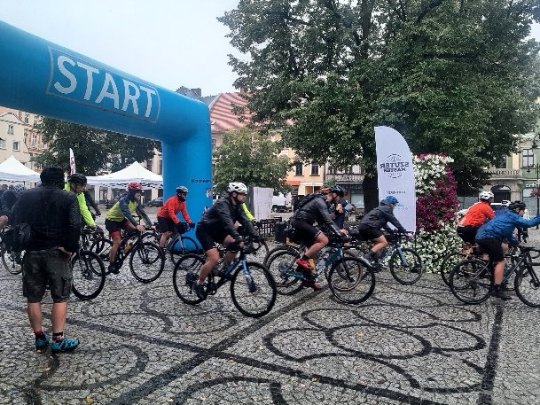 cyklofiesta-w-strugach-deszczu-107537