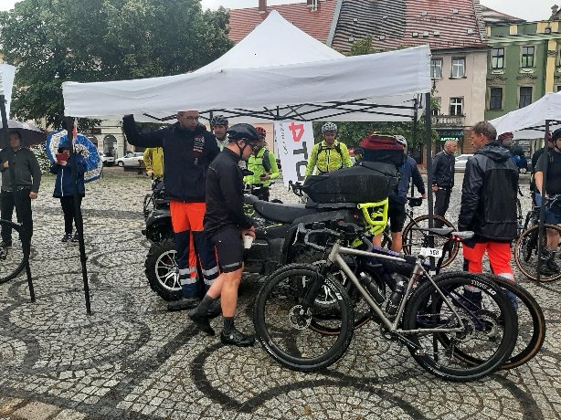 cyklofiesta-w-strugach-deszczu-107537