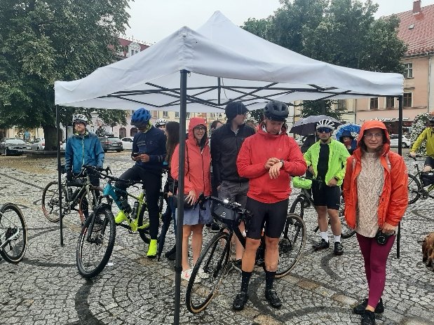 cyklofiesta-w-strugach-deszczu-107537