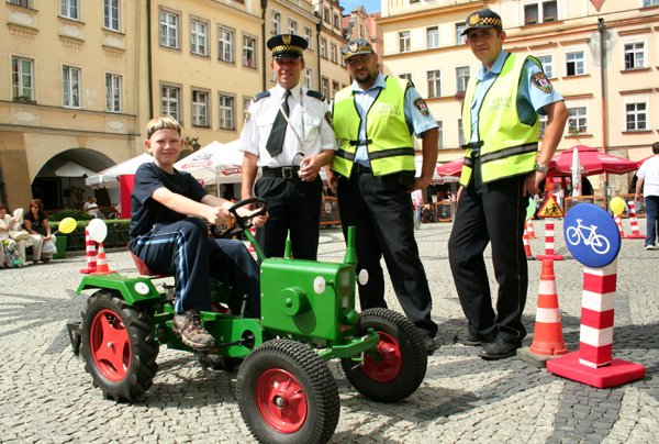 najbezpieczniej-przy-ratuszu-10760