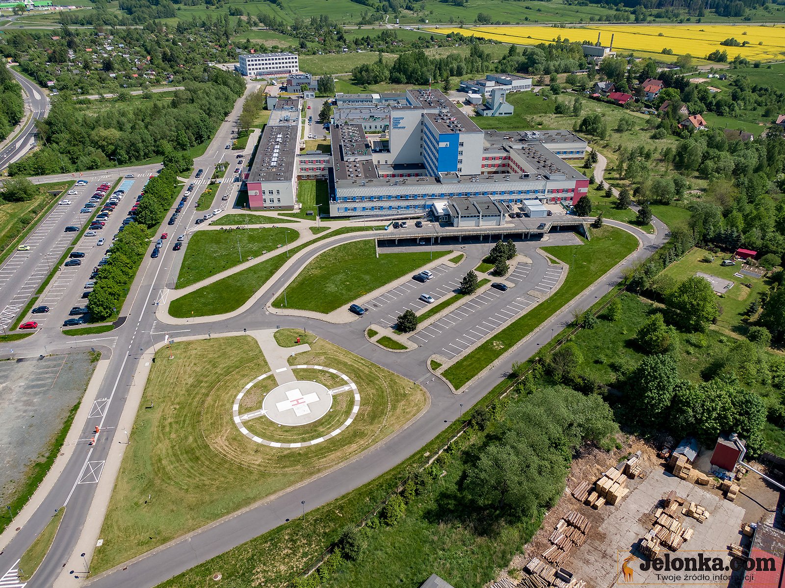 czarne-chmury-nad-szpitalem-107623